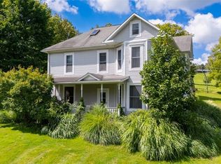 100 Stratton Ln, Flushing, OH 43977
