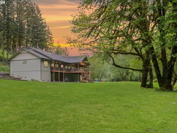 9348 N Fork Siuslaw Rd, Florence, OR 97439