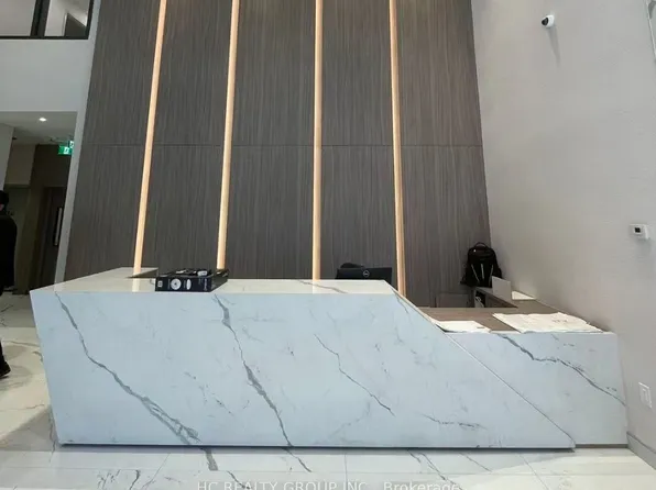 65 Mutual St, Toronto, ON