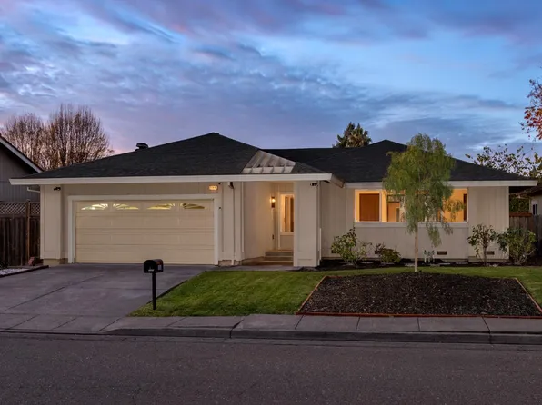 1068 San Francisco Way, Rohnert Park, CA 94928