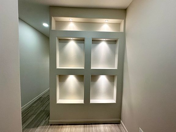3rd image of 5007 Carambola Ln