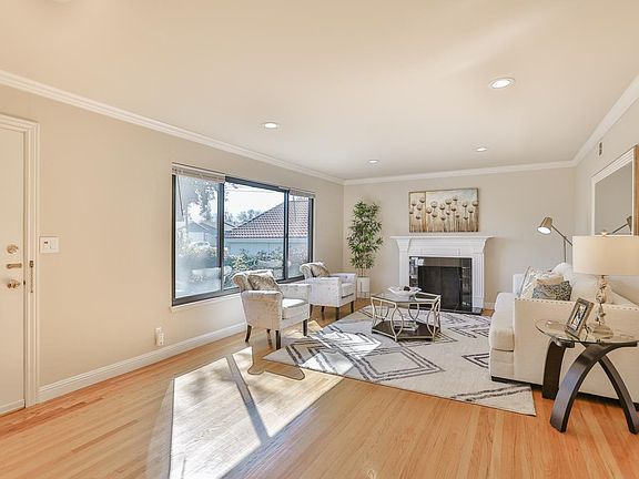 4th image of 3557 Margate Ave