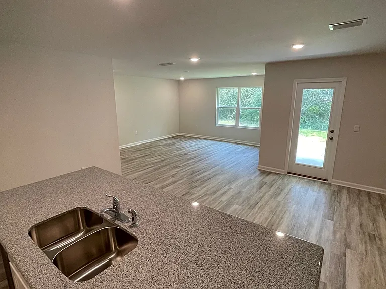 8661 Pathstone Blvd — Photo 46