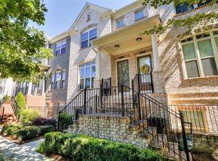 423 Alderwood St, Sandy Springs, GA 30328
