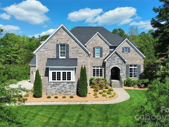 921 Giacomo Dr, Waxhaw, NC 28173
