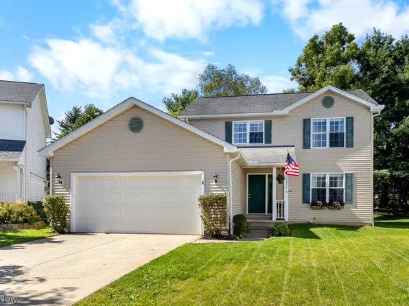 231 Woodbridge Ln, Chardon, OH 44024