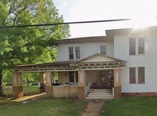 225 Mill St, Alto, TX 75925