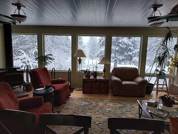 Family Room/View