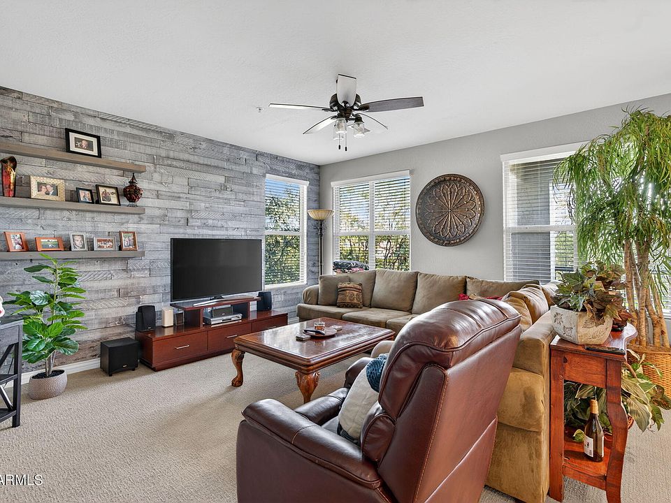 1st image of 2425 W BRONCO BUTTE Trail #2020