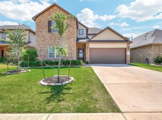 719 Longstreet Dr, Rosenberg, TX 77469