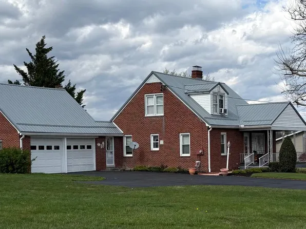 111 Barnetts Run Rd, Warfordsburg, PA 17267