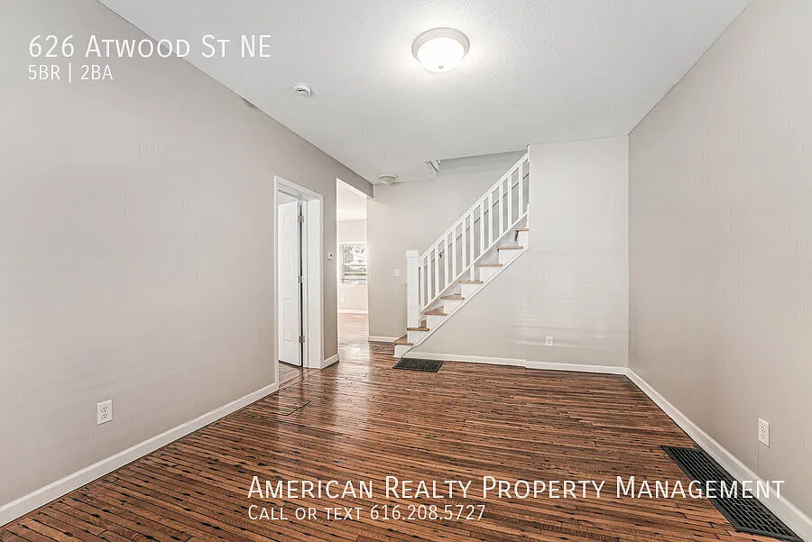 5 bed, 1588 sqft, $2,850 — Photo 3