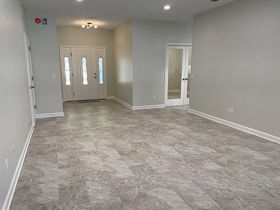 4th image of 3 Walton Way