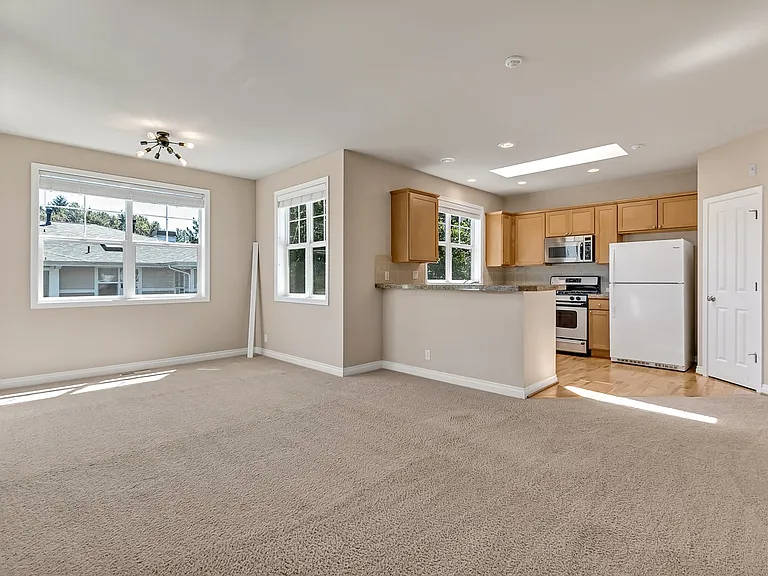 6505 188th Pl NE #105 — Photo 9