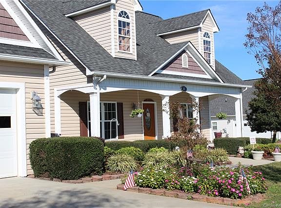 4th image of 111 Green Gable Ln #18