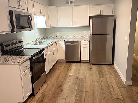 4th image of 1646 W 42nd St #3
