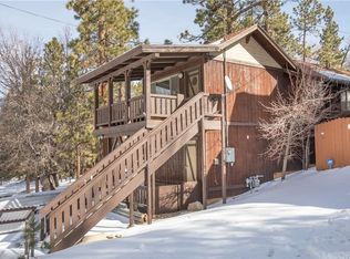 441 Vista Ln, Sugarloaf, CA 92386