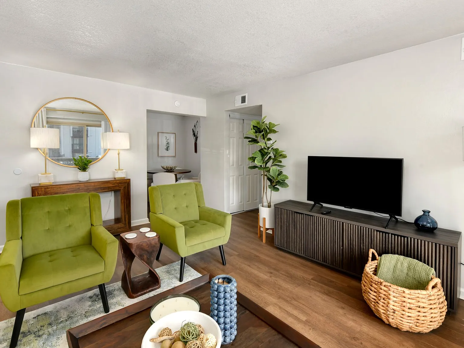 Legend Oaks Gated Community — Photo 4