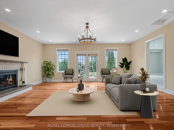 5th image of 69 Raeview Dr