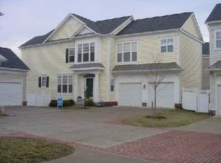 10077 Orland Stone Dr, Bristow, VA 20136