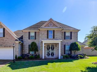 1186 Macon Hall Rd, Cordova, TN 38018