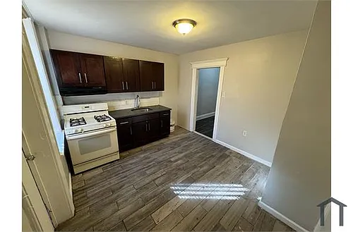 75 Carnegie Ave #6 Photo 1