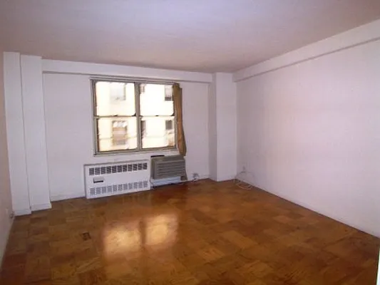 Rented by Stonehenge NYC LLC | media 1