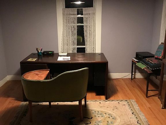 4th image of 37 W Dorsey Ln #1