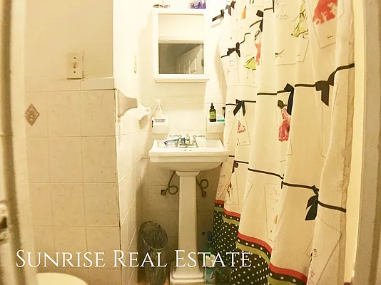 Rented by Sunrise Real Estate | media 24