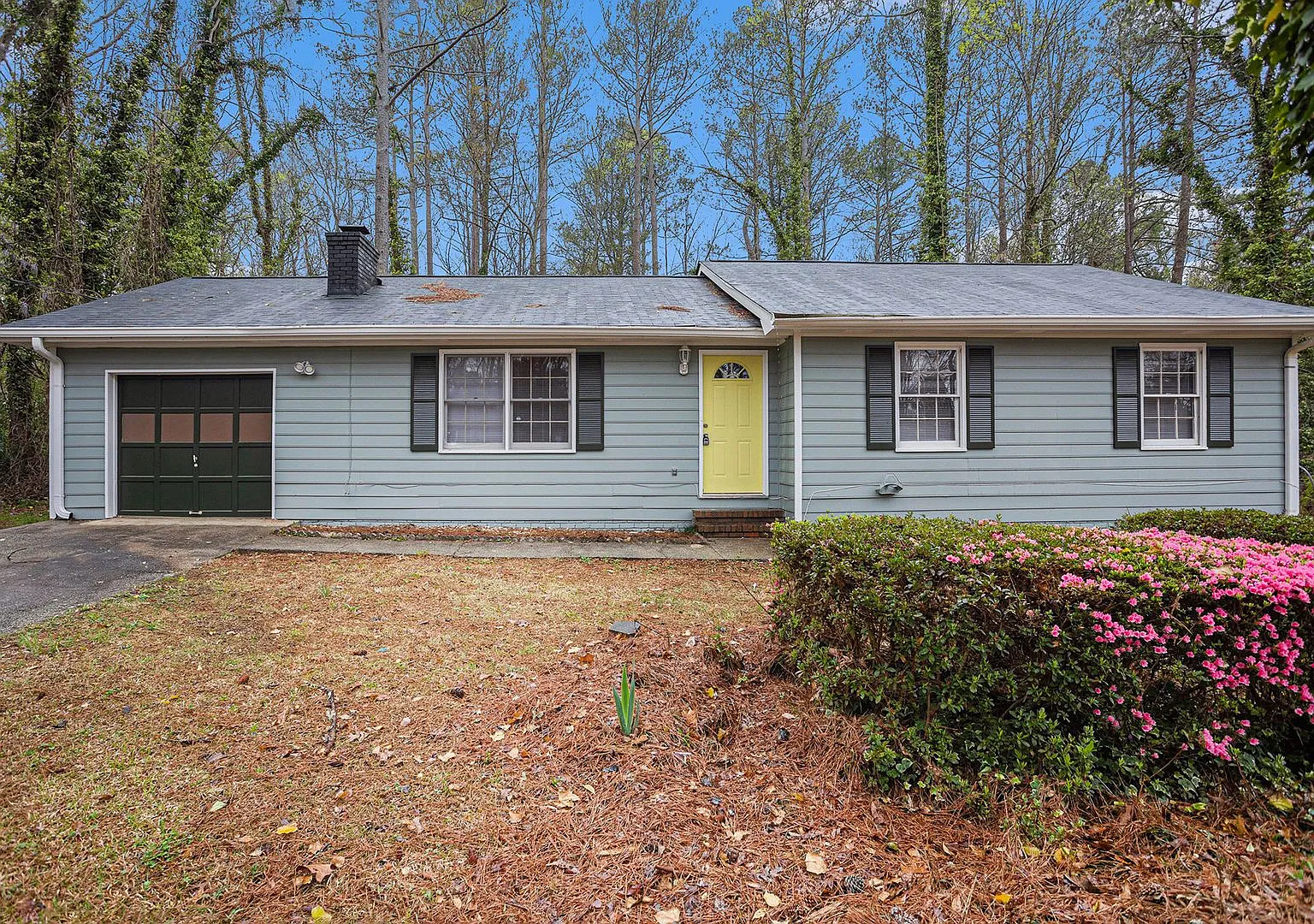 3 bdrm, 2 bath in Stonecrest — Photo 1