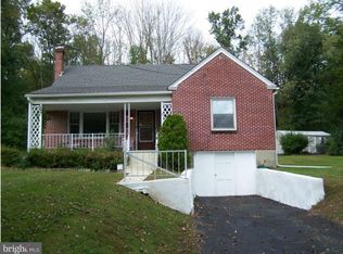 1704 W Rock Rd, Perkasie, PA 18944