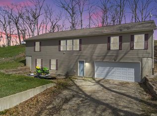 240 Ems R4 Ln, Pierceton, IN 46562