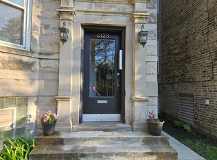 1323 W Foster Ave UNIT 3, Chicago, IL 60640