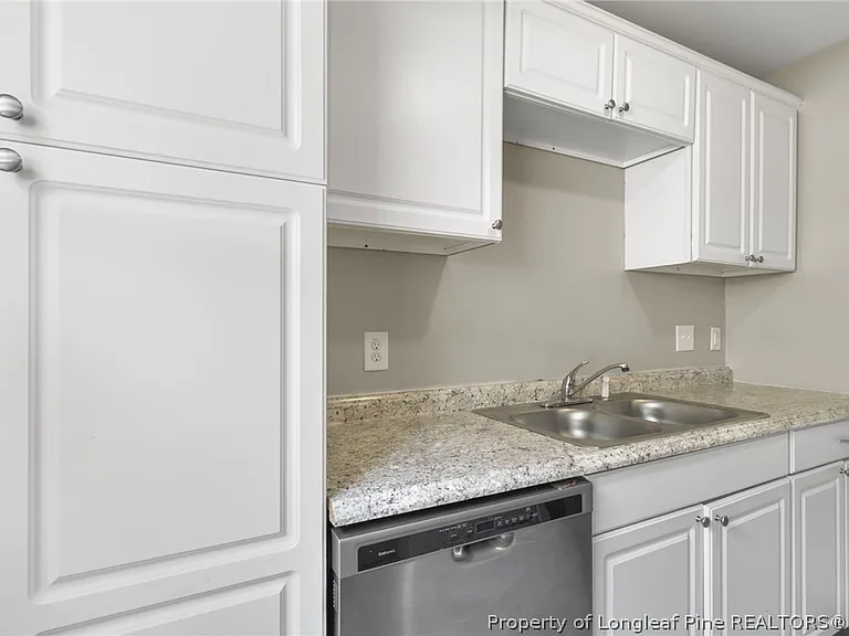 6909 Timberwood Dr — Photo 14