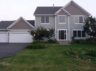 3811 Smithfield Curv, Woodbury, MN 55129