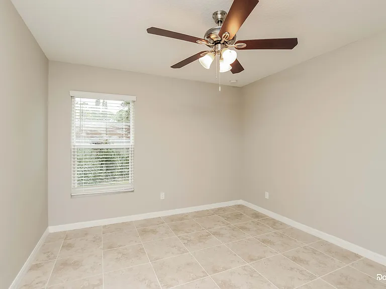542 Sea Crest Ave SW — Photo 9