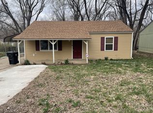 448 SE 34th St, Topeka, KS 66605