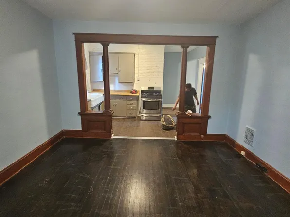 14 Moyston St APT 1, Schenectady, NY 12307
