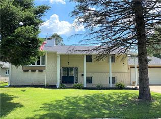 310 E 11th St, Georgetown, IL 61846