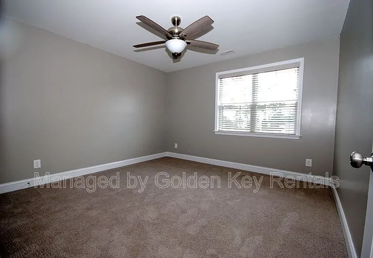 403 Willow Pond Dr — Photo 13