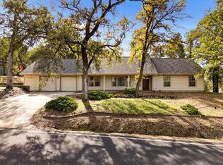 17823 Silver Pine Dr, Penn Valley, CA