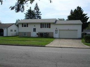 43 Bernice Dr, West Seneca, NY 14224