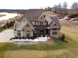 1135 Lake Manor Dr, Forest, VA 24551