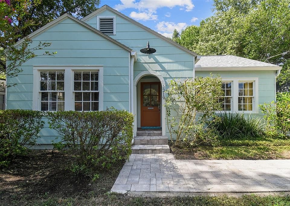 1st image of 1219 E HANNA AVENUE