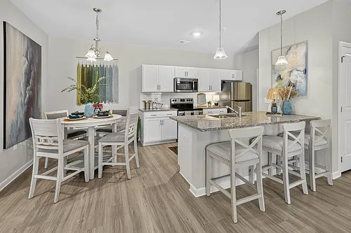 The Palms at Edgewater Photo 1