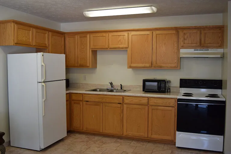 University Pointe Apartments — Photo 6