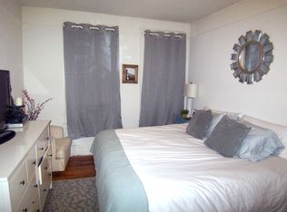 3112 34th St APT 3F, Astoria, NY 11106