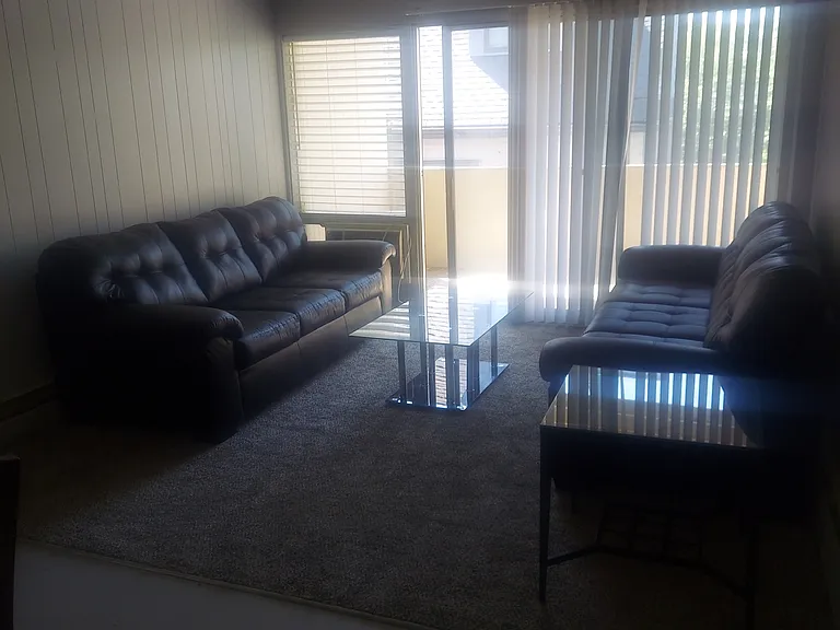 815 S State St #13 — Photo 5