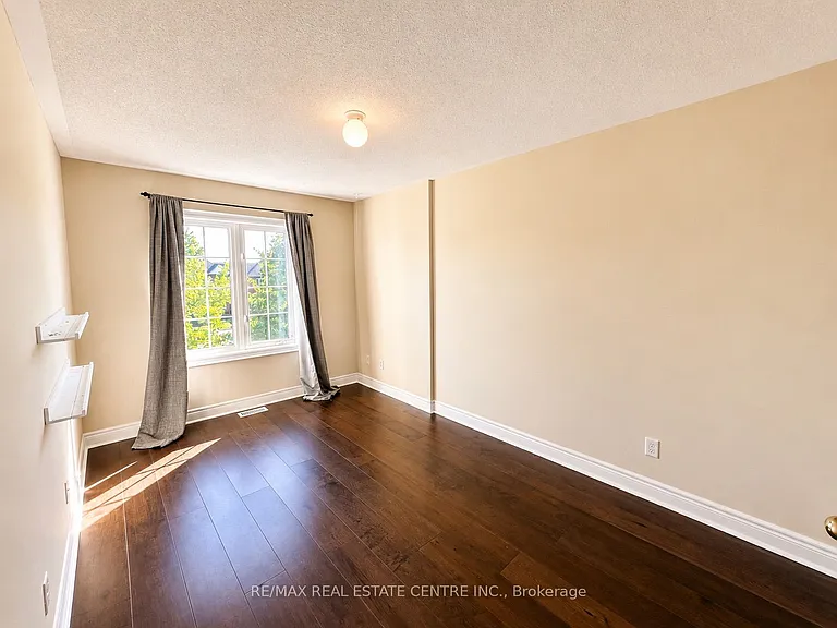 2491 Postmaster Dr — Photo 23