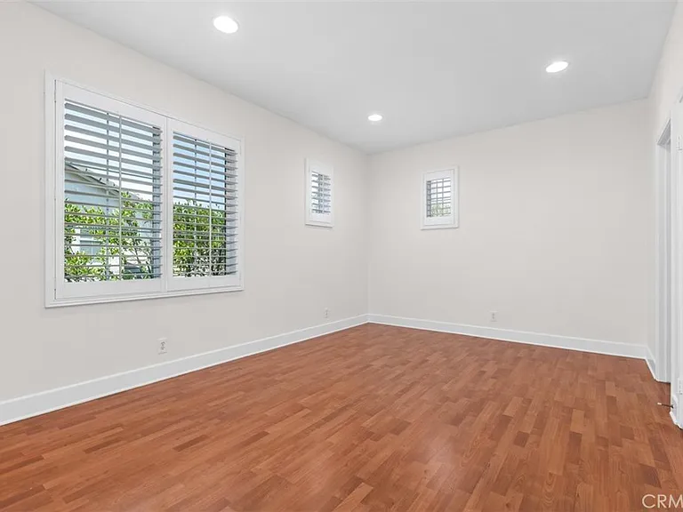 82 Laurelhurst Dr — Photo 21
